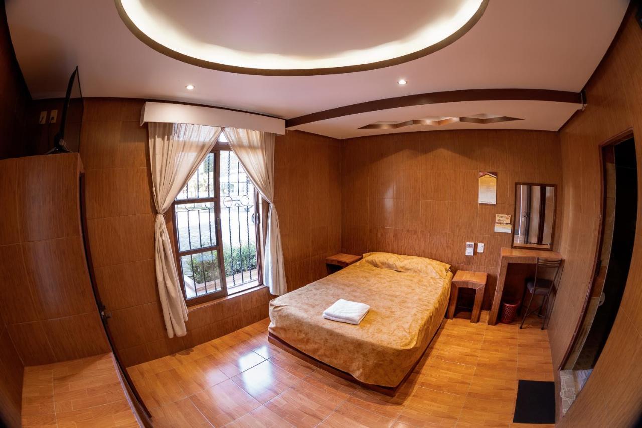 Hotel & Suites Posada Molina Куэтсалан-дель-Проґресо Екстер'єр фото